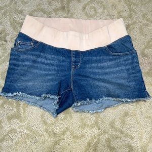 Maternity jean shorts size 8